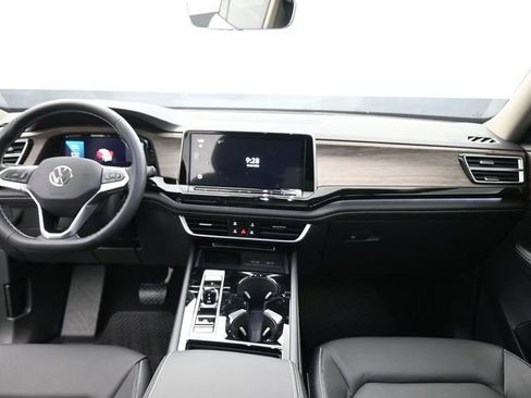 New 2026 Volkswagen Atlas SEL image 27