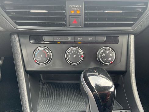 Used 2024 Volkswagen Jetta S FWD image 33