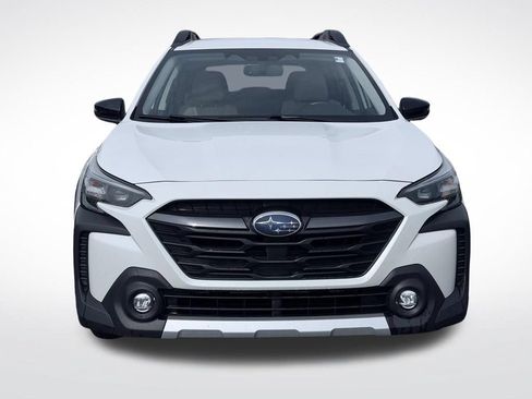 Used 2023 Subaru Outback Limited AWD/4WD image 2