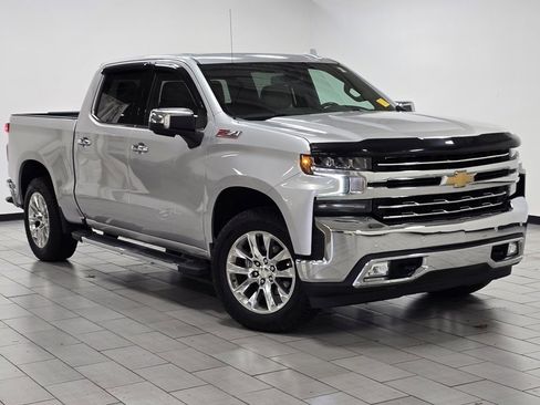 Used 2020 Chevrolet Silverado 1500 LTZ w/ LTZ Plus Package image 2