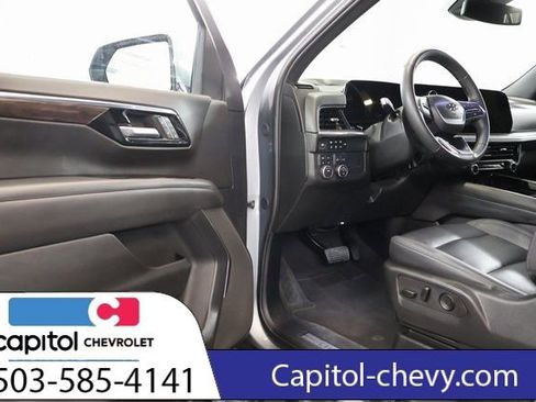 Used 2025 Chevrolet Tahoe Z71 image 10