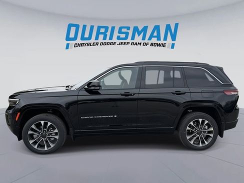 New 2025 Jeep Grand Cherokee Overland w/ Luxury Tech Group IV AWD/4WD image 3