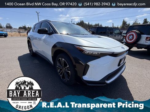 Used 2024 Toyota bZ4X AWD w/ Weather Package image 8
