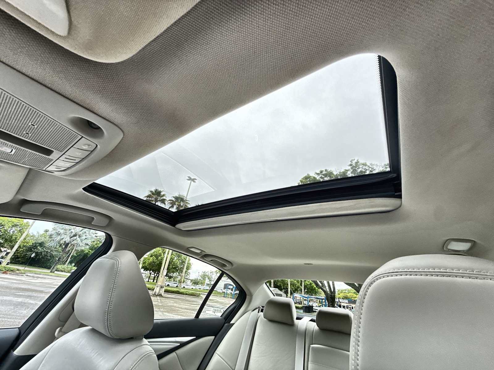 Used 2023 INFINITI Q50 Luxe w/ Cargo Package RWD image 17