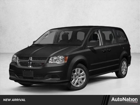 Used 2019 Dodge Grand Caravan SXT image 1