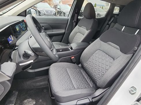 Used 2026 Nissan Kicks SV w/ Cold Weather Package AWD/4WD image 10