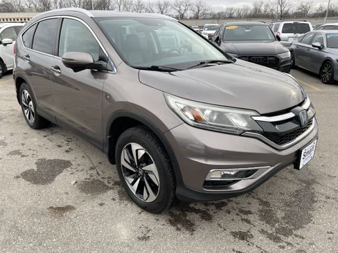 Used 2016 Honda CR-V Touring image 3