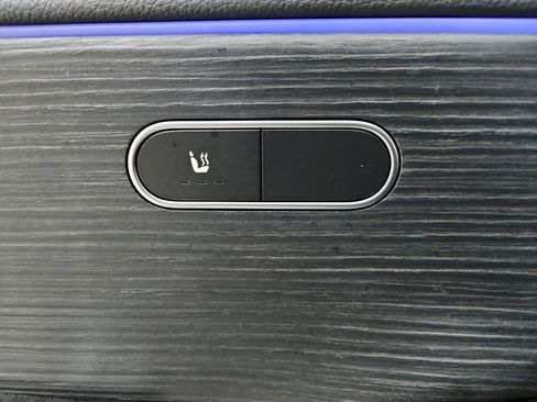 Certified 2022 Mercedes-Benz A 220 4MATIC image 13