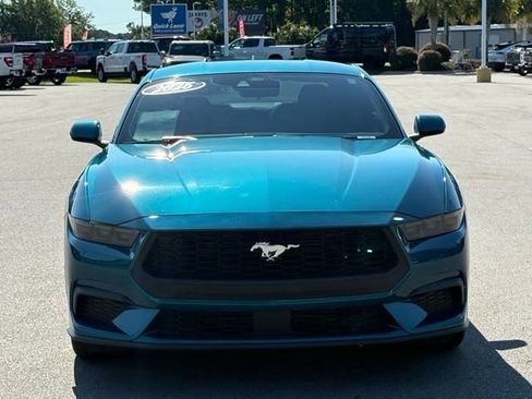 Used 2026 Ford Mustang Coupe RWD image 8