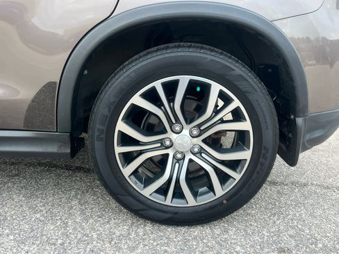 Used 2018 Mitsubishi Outlander Sport ES image 30