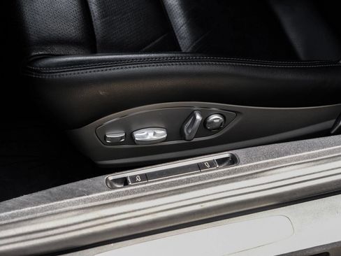 Used 2019 Porsche 718 Boxster RWD image 39