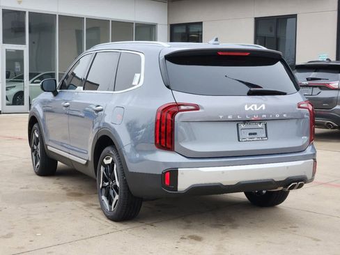 New 2025 Kia Telluride S image 5