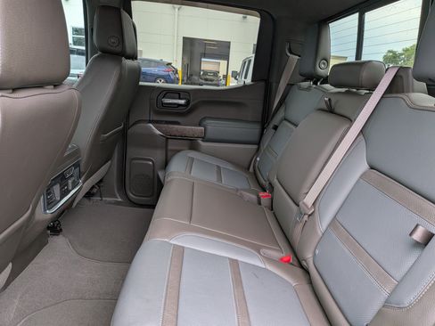 Certified 2019 GMC Sierra 1500 Denali w/ Technology Package RWD image 17