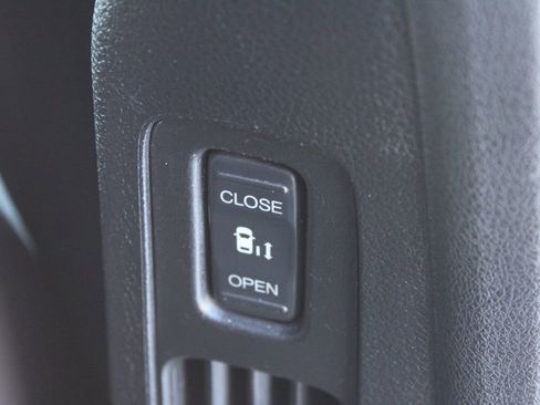 Used 2019 Honda Odyssey Elite image 22