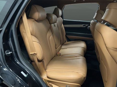 Used 2025 Genesis GV80 3.5T Advanced image 33