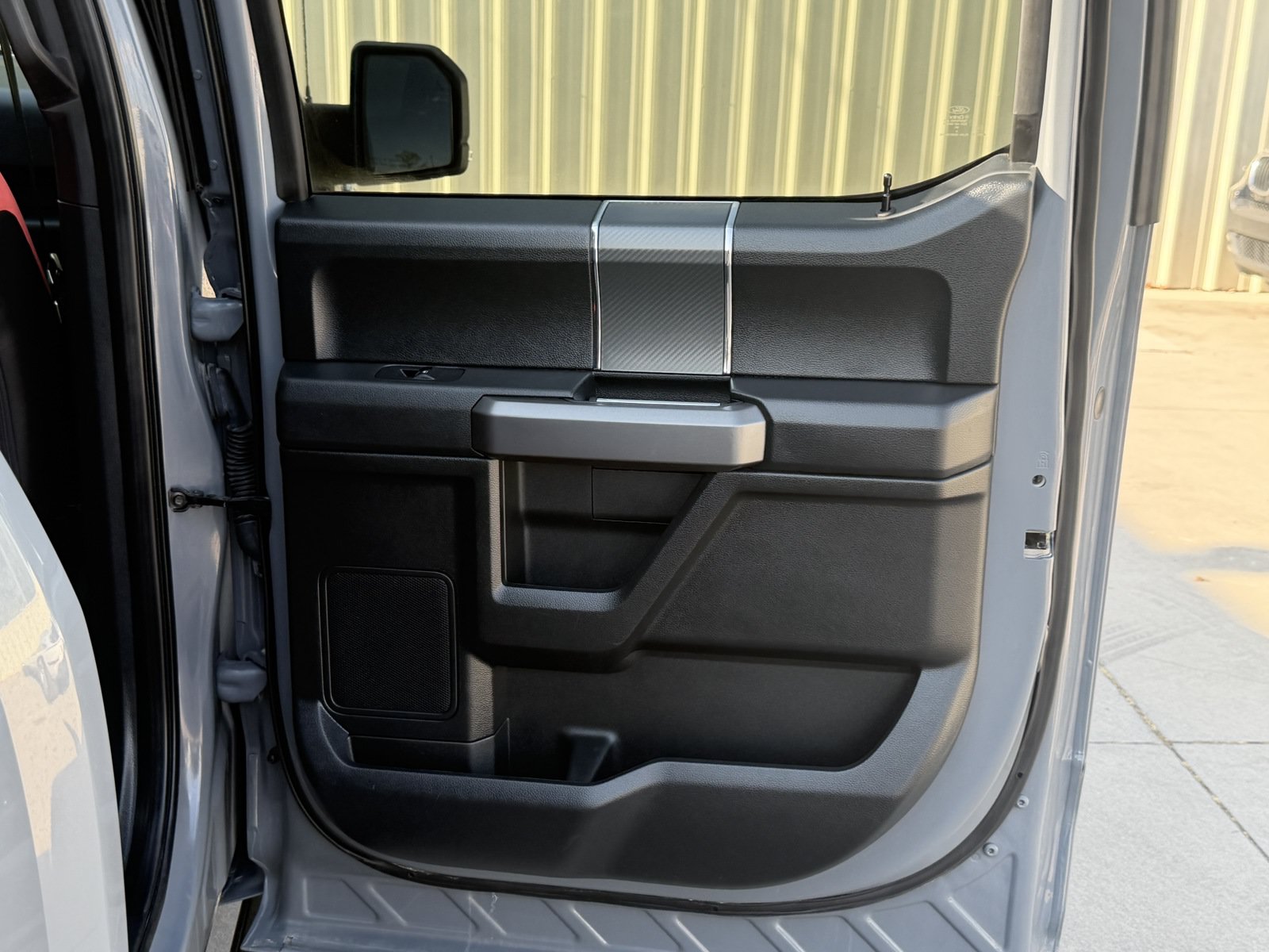 Used 2019 Ford F150 XLT w/ Equipment Group 302A Luxury AWD/4WD image 35