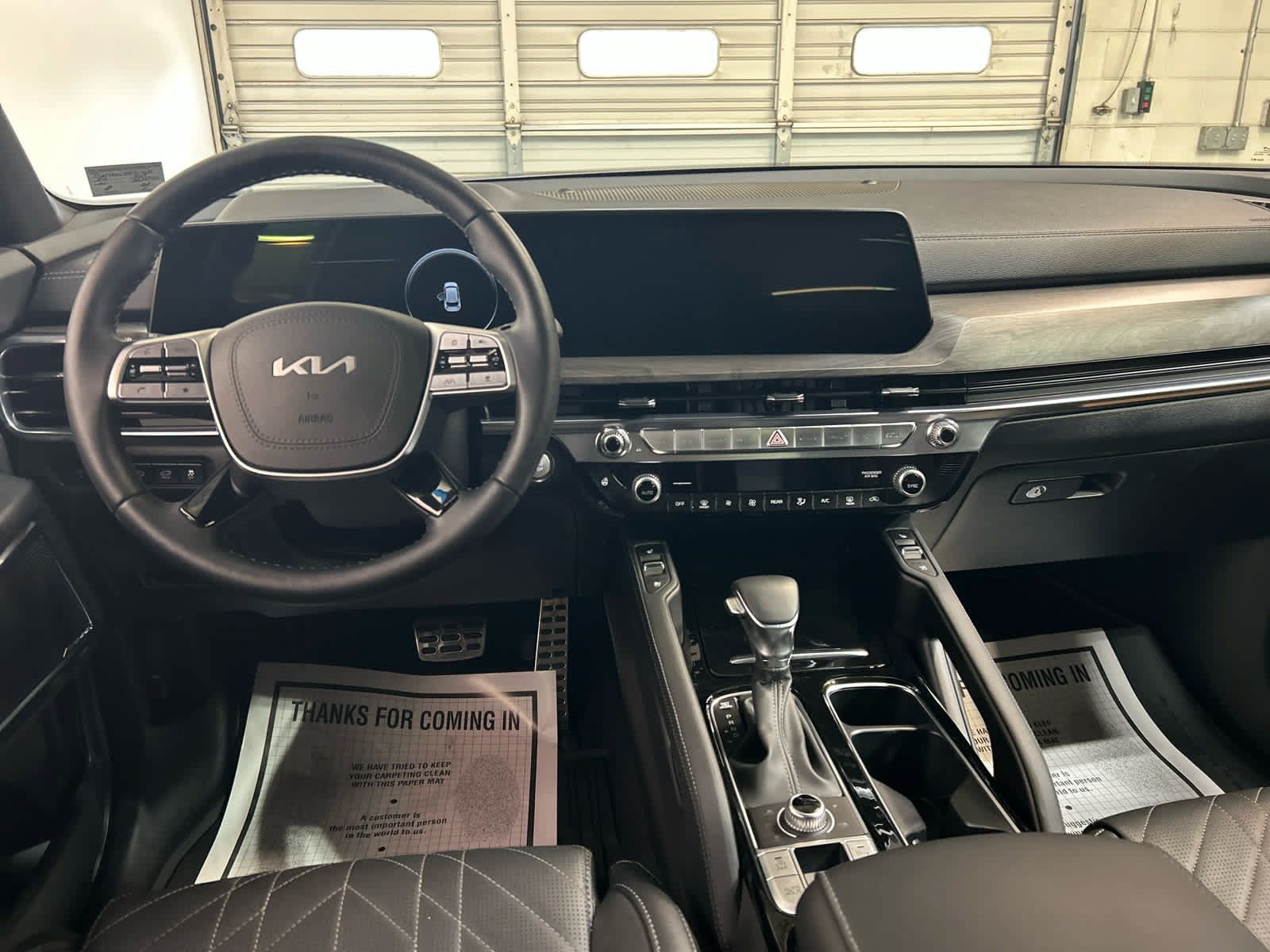 Used 2025 Kia Telluride SX X-Line AWD/4WD image 4