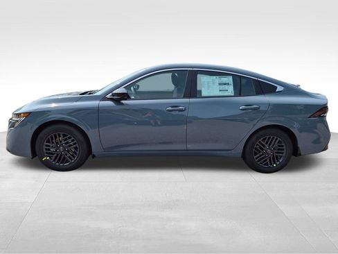 New 2026 Nissan Sentra SV w/ SV Convenience Package FWD image 12