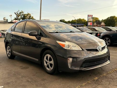 Used 2013 Toyota Prius Two w/ Preferred Accessory Pkg FWD image 12