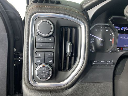 Used 2019 GMC Sierra 1500 AT4 w/ AT4 Premium Package AWD/4WD image 15