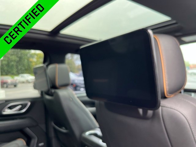 Certified 2023 GMC Yukon XL AT4 w/ AT4 Premium Package AWD/4WD image 19