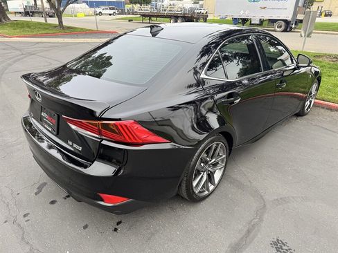 Used 2019 Lexus IS 300 F Sport image 15