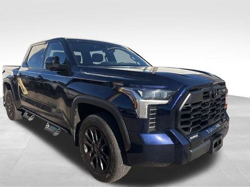 Used 2025 Toyota Tundra Limited image 8