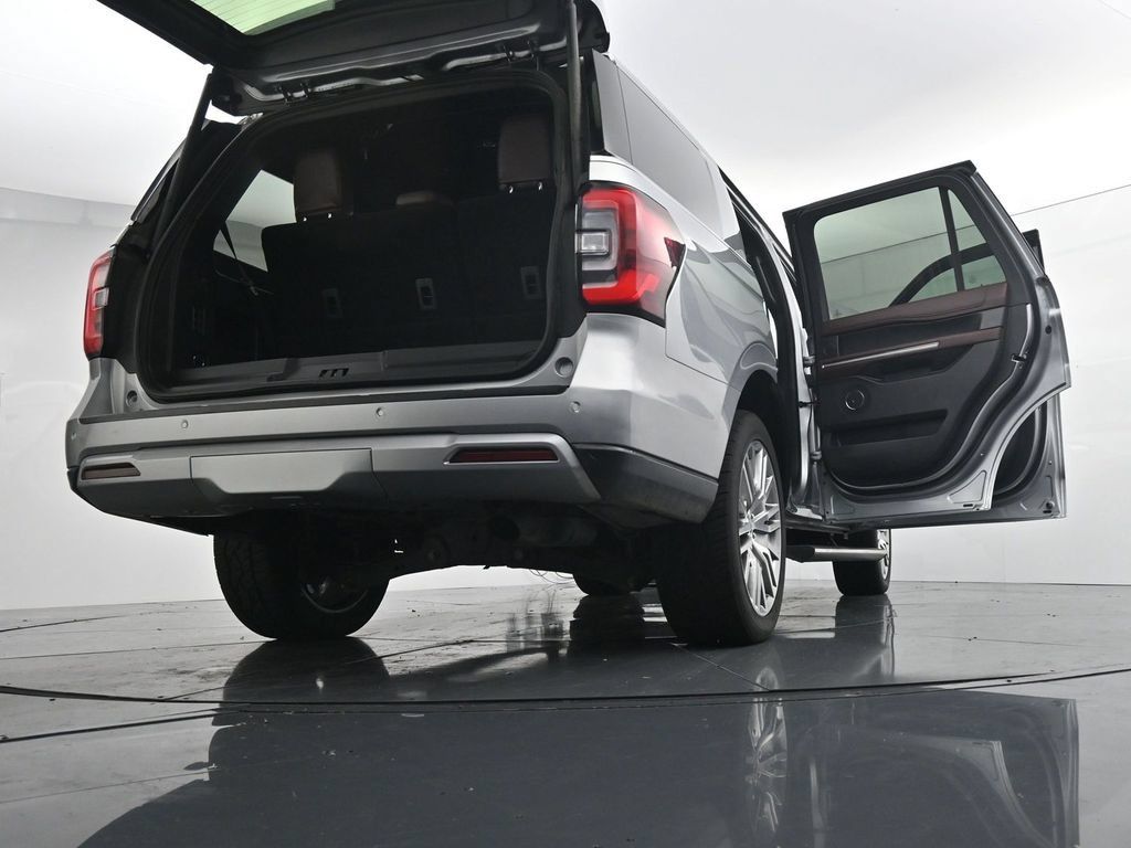 Used 2024 Ford Expedition Limited AWD/4WD image 47