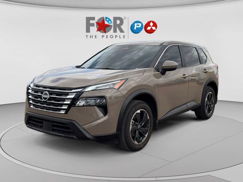 Used 2025 Nissan Rogue SV AWD/4WD image 1