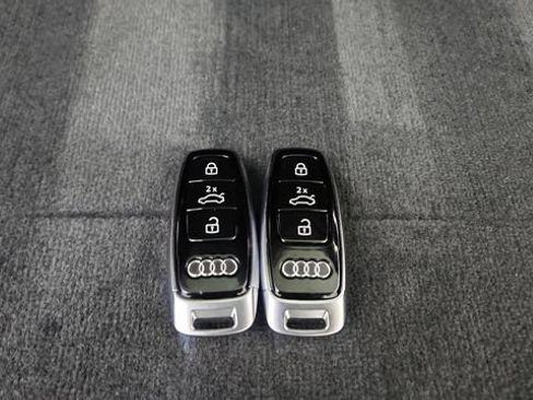 Used 2025 Audi RS Q8 performance AWD/4WD image 83