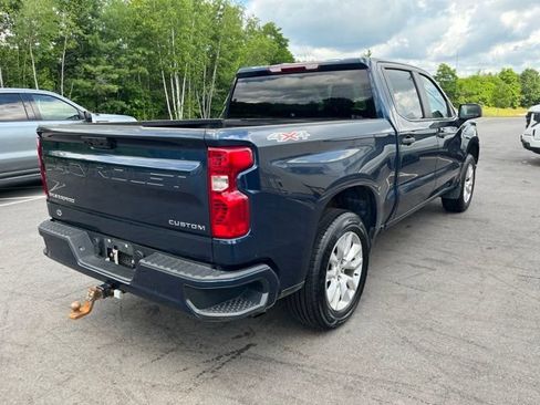 Used 2022 Chevrolet Silverado 1500 Custom AWD/4WD image 5