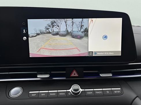 Used 2025 Hyundai Elantra Sport image 19