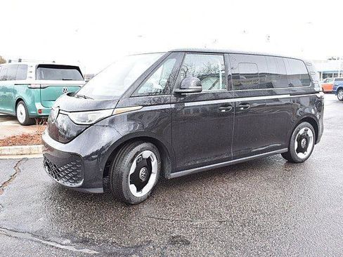 New 2025 Volkswagen ID. Buzz Pro S Plus image 3