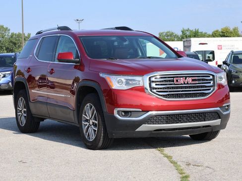 Used 2019 GMC Acadia SLE w/ Driver Alert Package I FWD image 4