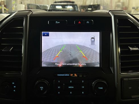 Used 2020 Ford F150 XLT w/ Equipment Group 302A Luxury image 17