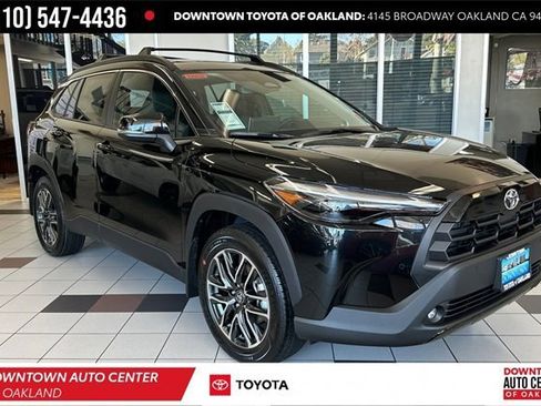 Used 2026 Toyota Corolla Cross XLE image 1