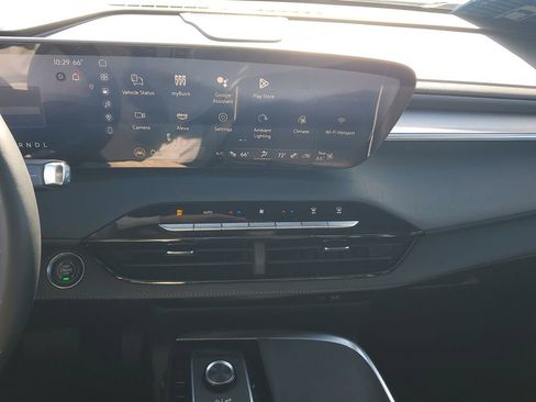 Used 2025 Buick Enclave Sport Touring FWD image 30