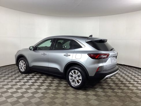 Used 2023 Ford Escape Active w/ Tech Pack #2 image 4