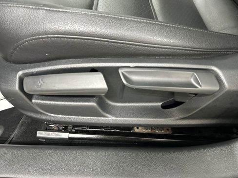 Used 2016 Volkswagen Jetta SEL w/ Lighting Package FWD image 10