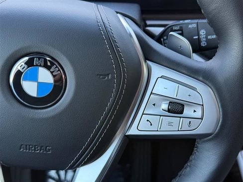 Used 2023 BMW X7 xDrive40i w/ Executive Package image 35