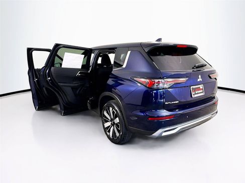 New 2026 Mitsubishi Outlander SE FWD image 35