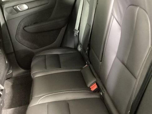 New 2026 Volvo XC40 B5 Ultra w/ Climate Package image 10