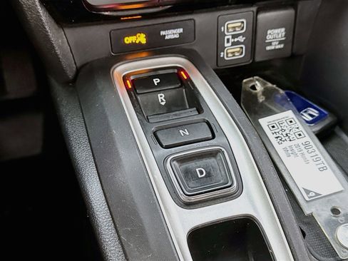 Used 2019 Honda Insight Touring image 19
