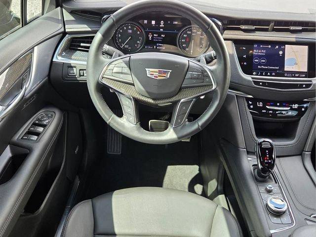 Certified 2024 Cadillac XT5 Sportv w/ Technology Package AWD/4WD image 18