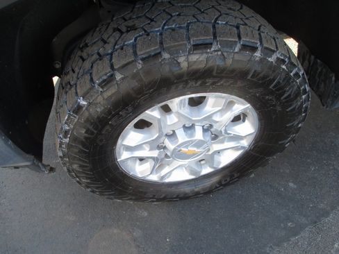 Certified 2022 Chevrolet Silverado 3500 LT w/ Remote Start Package image 14