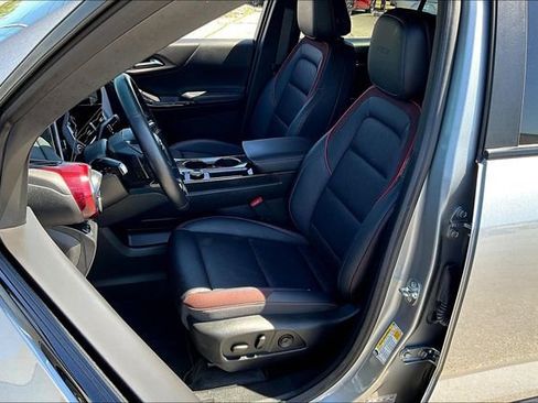 Used 2026 Chevrolet Equinox RS w/ Convenience Package III image 18