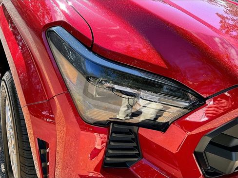 Used 2024 Toyota Tacoma SR5 image 29