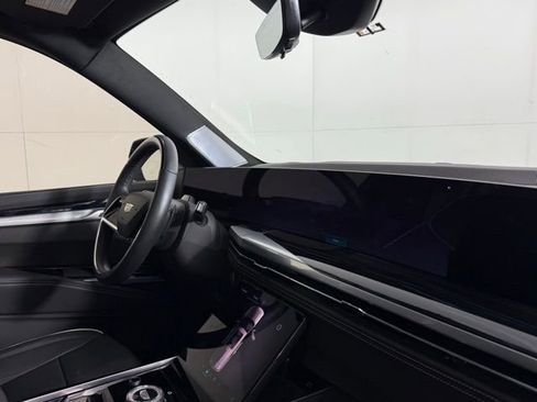 Certified 2025 Cadillac Escalade Sport w/ Touring Package image 32