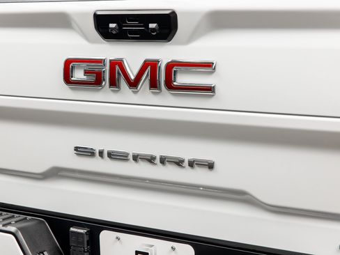 Used 2025 GMC Sierra 2500 AT4 w/ AT4 Premium Plus Package AWD/4WD image 20