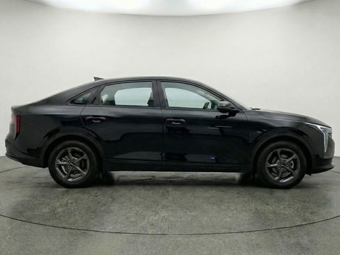 Used 2025 Kia K4 FWD image 11